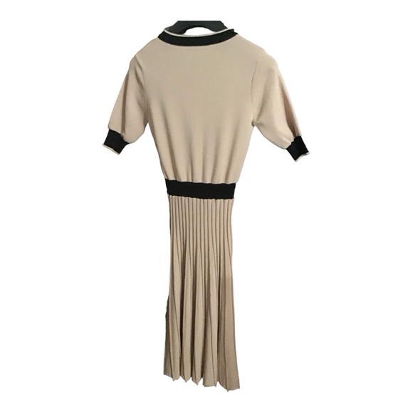 Elegant and Chanel-inspired dress - Picture 3 of 8